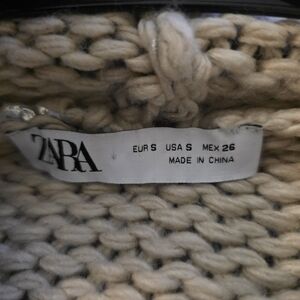 Zara Chunky Knit Sweater in Cream